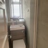Photo 3: bathroom