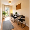 Photo 9: LOUNGE AREA