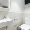 Photo 5: Room 3 (ensuite)