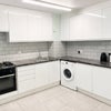 Photo 5: SPACIOUS SHARED KITCHEN