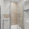 Photo 4: Room 5 - Ensuite