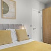 Photo 5: Room 5 - Ensuite