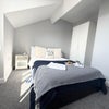 Photo 4: Room 6