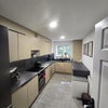 Photo 7: Kitchen