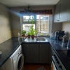 Photo 2: kitchen