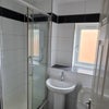 Photo 4: bathroom