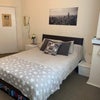 Photo 8: King Bed, Pc desk, High ceilings, spacious very large sunny/ bright room 