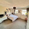 Photo 2: Large Double En-Suite