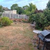 Photo 4: House garden and Barbecue