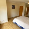 Photo 4: room B