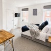 Photo 4: Large double bedroom with en-suite available soon