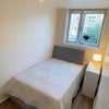 Photo 9: room E