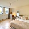 Photo 2: Room 1