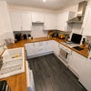 Photo 5: Kitchen