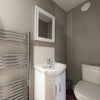 Photo 6: Room 1