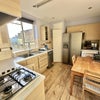 Photo 8: kitchen