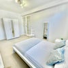 Photo 3: bedroom