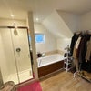 Photo 4: En-suite bathroom