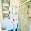 Photo 9: Ensuite