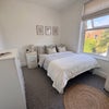Photo 4: Room 6