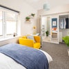 Photo 9: Room 2