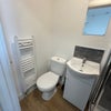Photo 5: Room 5 Ensuite