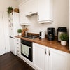 Photo 2: Kitchen
