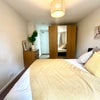 Photo 16: Room 1: Good sized double ensuite room in friendly houseshare