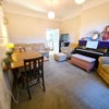 Photo 2: Lounge