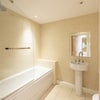 Photo 4: Bathroom