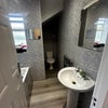 Photo 2: En-Suite
