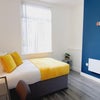 Photo 5: Room 1
