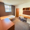 Photo 7: Bed 1
