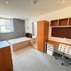 Photo 6: Bed 3