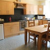 Photo 3: Kitchen
