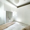 Photo 4: Room 1 second right