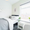 Photo 3: Room 4