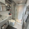Photo 4: Room 2 ensuits