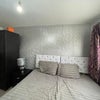 Photo 5: Room 1