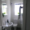 Photo 3: Pristine bathroom