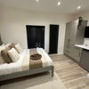 Photo 9: Room 3
