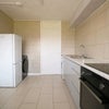 Photo 4: Kitchen 2