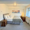 Photo 8: Room 8 En Suite