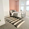 Photo 8: Room 1