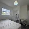 Photo 5: Room 3 (Available)