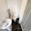 Photo 6: Room 3 Ensuite