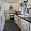 Photo 7: Kitchen 