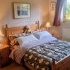 Photo 4: Bedroom