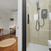 Photo 5: Ensuite