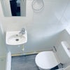 Photo 5: Bathroom (wc, sink & shower)